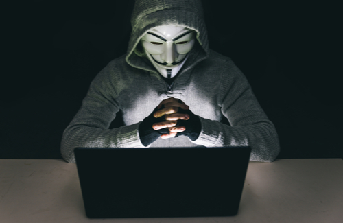 Anonymous Liars On the Internet