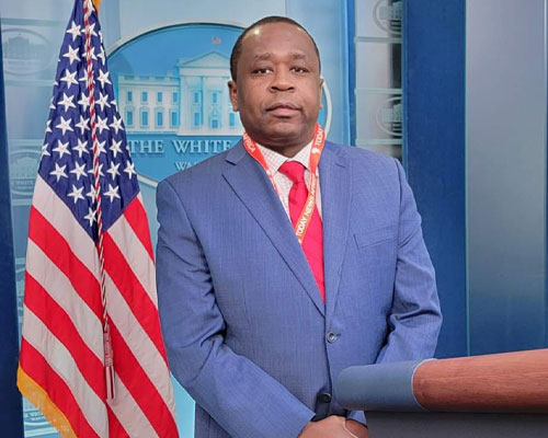 White house Simon Ateba