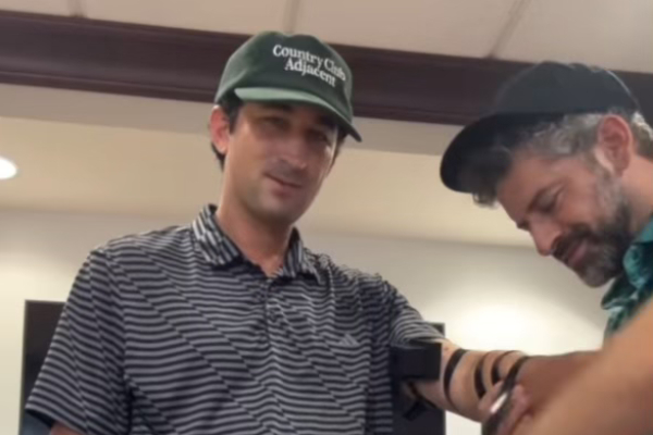Country Club Suspends Orthodox Jewish Family Over Viral Prayer Video, Sparking $50M Lawsuit
